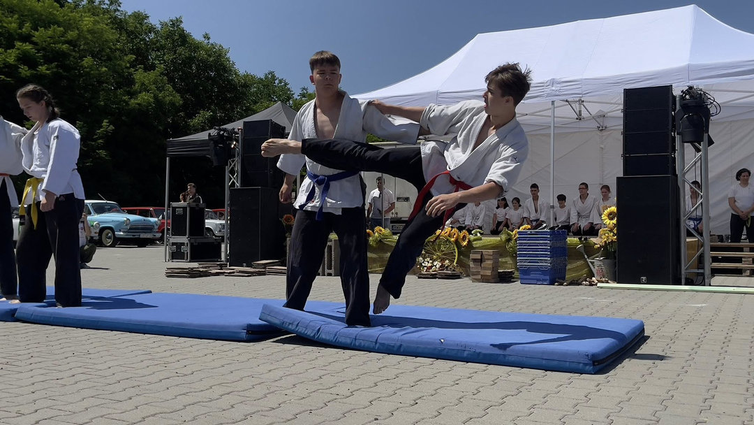 Mobirise Website Builder